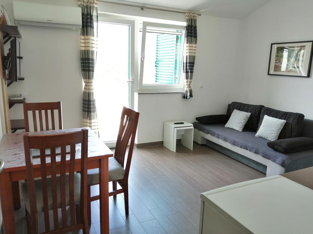 Villa Luce Apartment House Karlobag Dış mekan fotoğraf