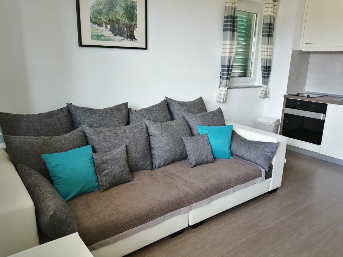 Villa Luce Apartment House Karlobag Dış mekan fotoğraf