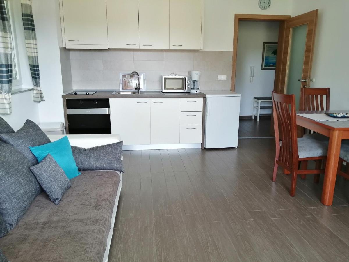 Villa Luce Apartment House Karlobag Dış mekan fotoğraf