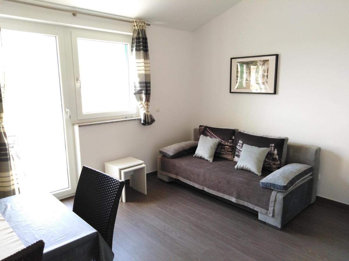 Villa Luce Apartment House Karlobag Dış mekan fotoğraf